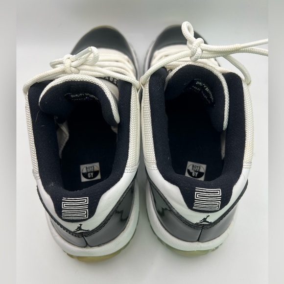 Jordan 11 Concord Low GS (2014) - size 6Y - Picture 8 of 9